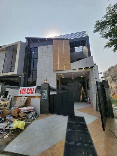 7 Marla Brand New House For Sale In Lake City Sector M7a