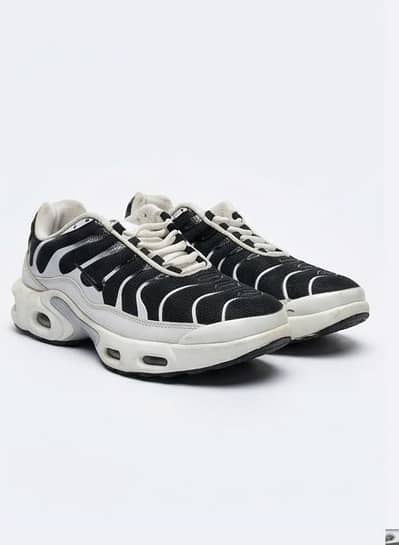 Branded Shoes for Sale – Excellent Condition