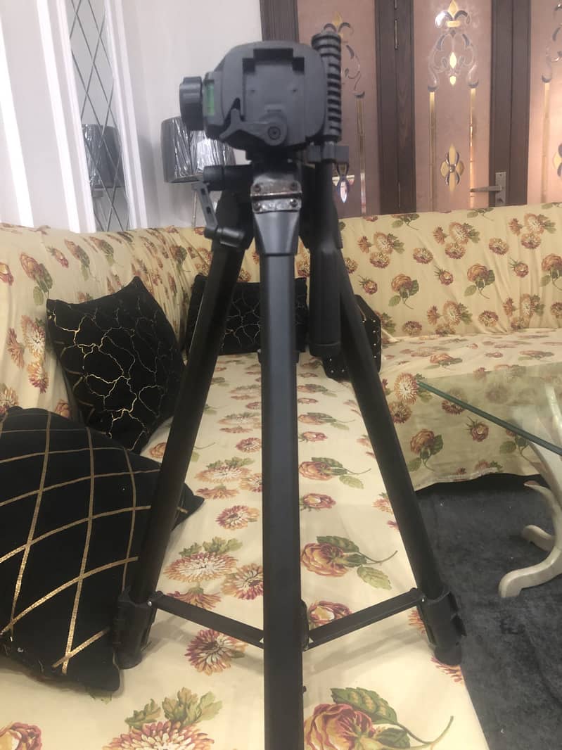 Tripod Stand For Camera 3