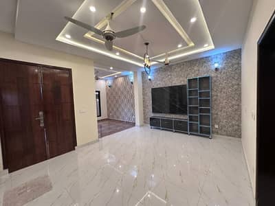 5 Marla Brand New House For Sale In Lake City Sector M7B