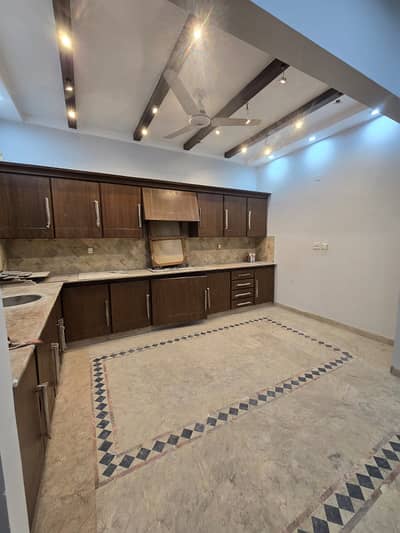 DHA 1 Kanal Wonderful Lower Portion With Basement For Rent In Phase 1 Block N