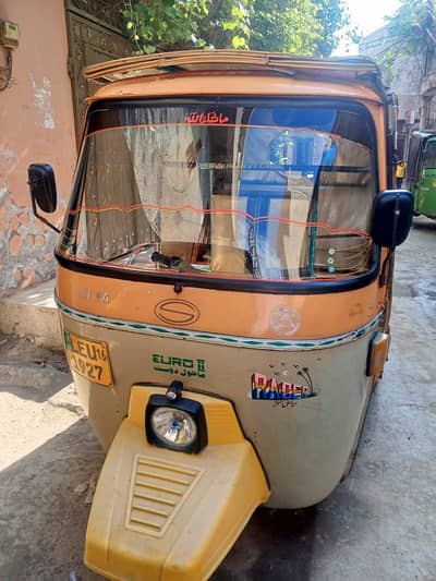 Auto rickshaw  argent sale
