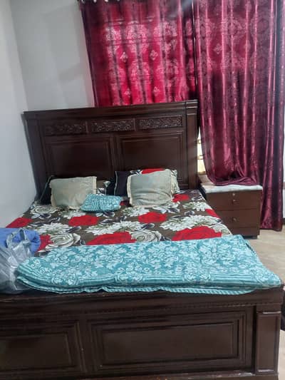 Bed set with Dressing Table