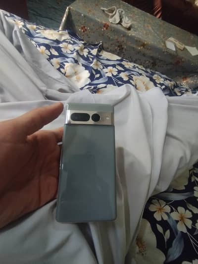 Google pixel 7pro . dul SIM pta approve 10by10