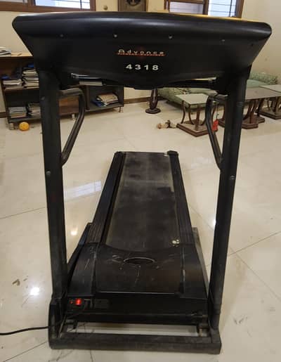 Imported Treadmill | Incline & BP Monitor | made Malaysia/Taiwan