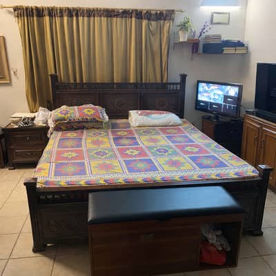 Solid Wood Bedroom Set – Bed + Side Tables + Bench (Carved Design)