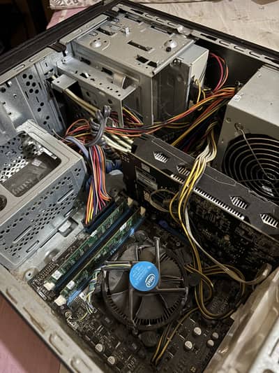 i5 3570,8gb ram,H61m,RX550 4gb dual fan