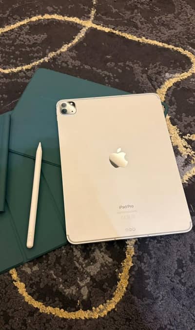 Apple iPad Pro M2 Complete Box