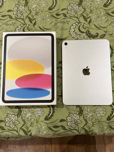 Apple - 11-inch iPad A16 chip with Wi-Fi - 128GB - Silver