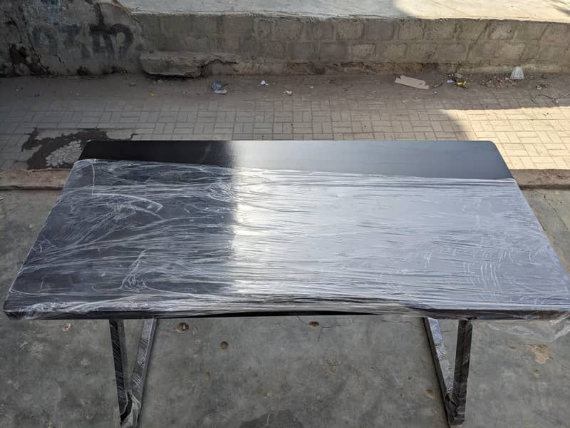 study and gaming table 1