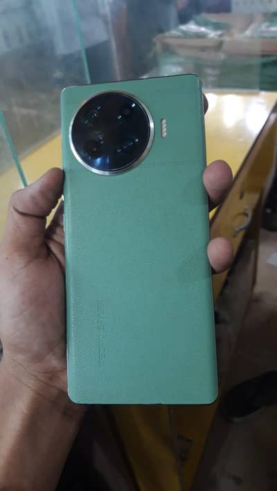 Tecno spark 20 pro plus 8 / 256 condition 10 by 7