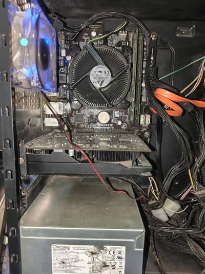 Budget Gaming PC | Core i3-4th Gen | GTX 750 Ti | 8GB RAM | SSD + HDD