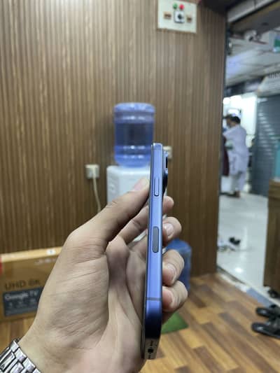 Iphone 17 pro 256GB Bypass