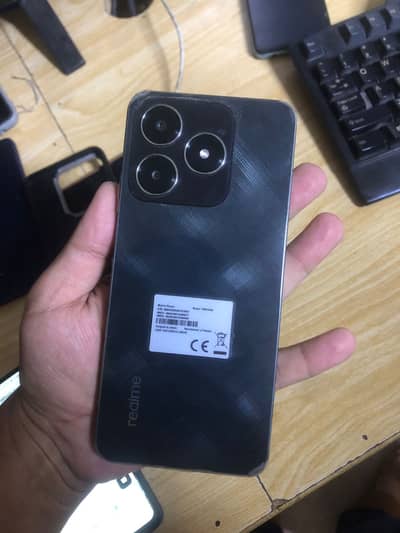 Realme C61