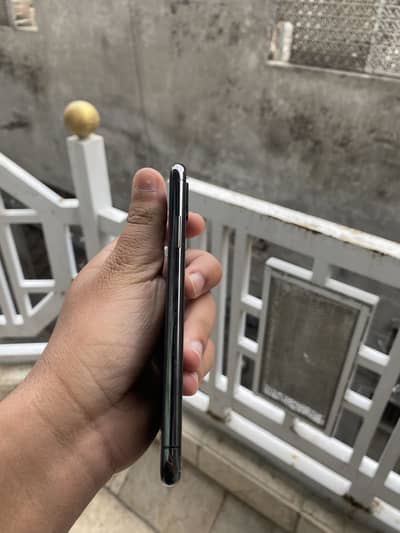 Iphone xs pta approved 64 gb