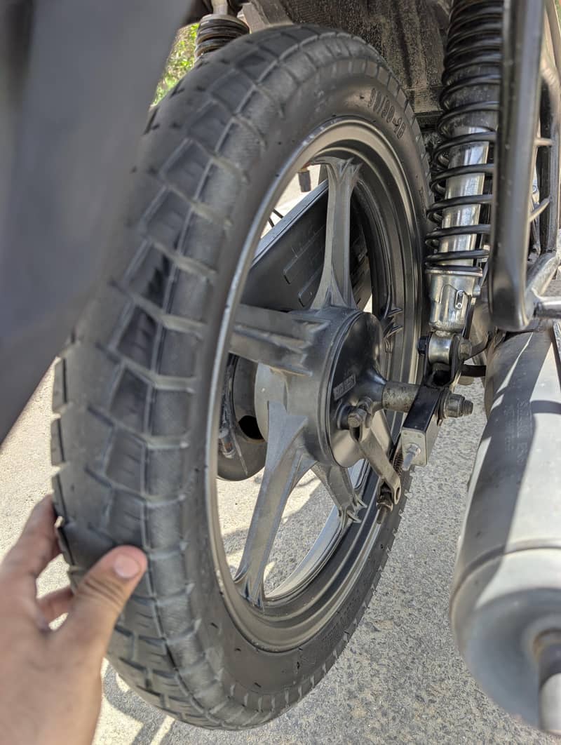 Suzuki GR 150 – 2022 Model | Excellent Condition | Karachi Registered 4