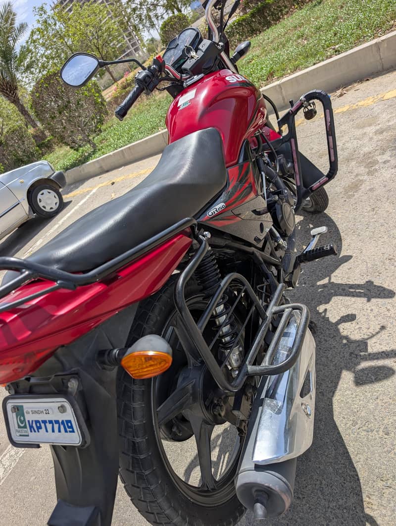 Suzuki GR 150 – 2022 Model | Excellent Condition | Karachi Registered 9