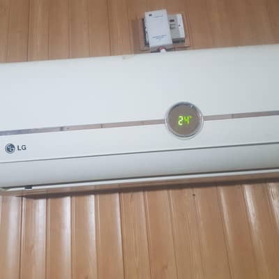 Heat and Cool AC 1 Ton