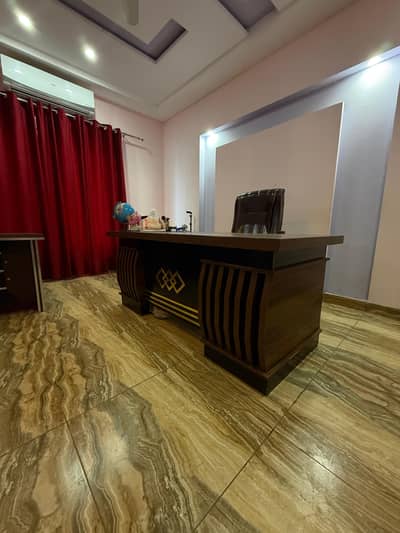 table for sale urgent