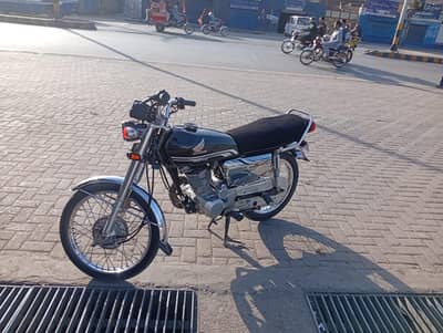 Honda 125 spical edition 2020  price fix
