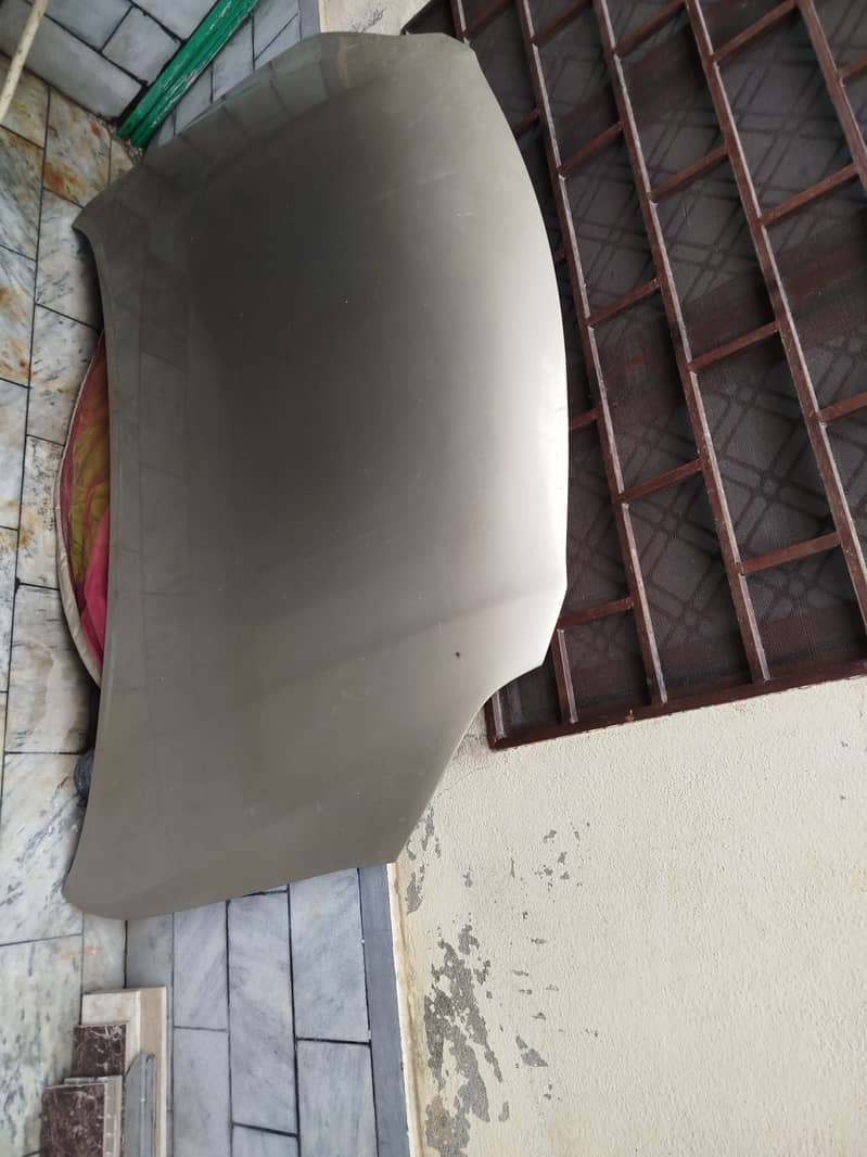 Axio Corrolla Bonnet 2007 0