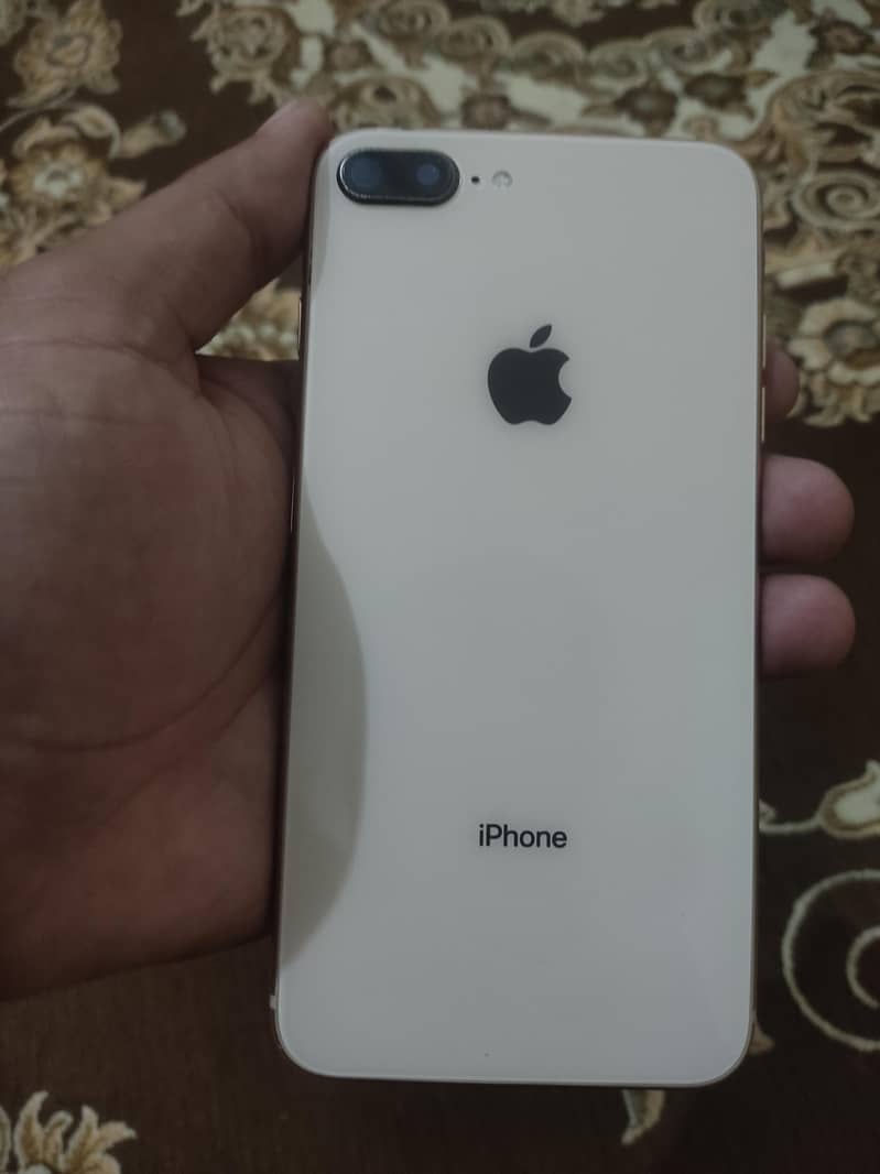 IPHONE 8 PLUS 1