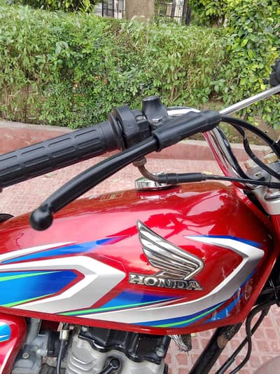 Honda for sale  contact no 03704110060