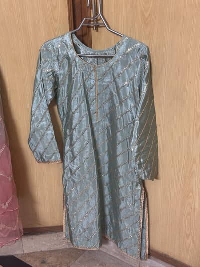 Ghrara with shirt and dupatta 13  years old girls size