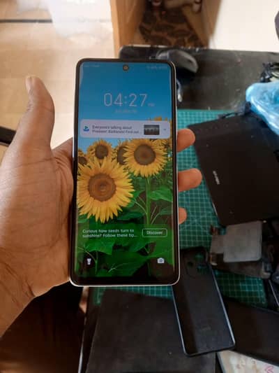 Infinix Hot 30 - 8+8gb/128gb