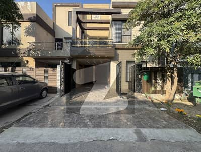 5 Marla Ultra Classic Architect Designer use House For Sale In Bahria Town Lahore