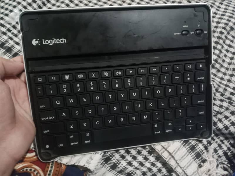 Logitech keybord bluetooth 3