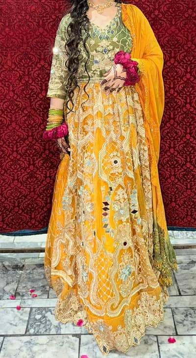 mehndi bride maxi used only 4 hours