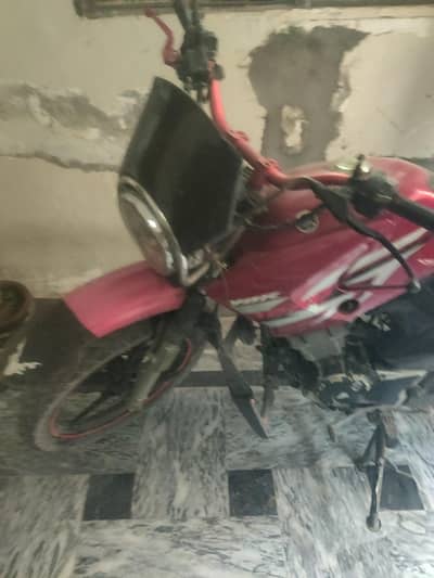 YBR 125G in good condition