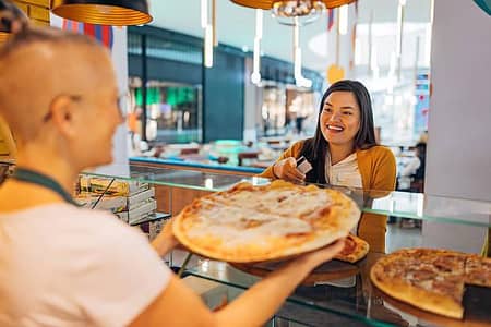 we are hiring a girl staff