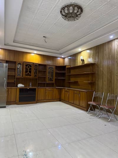 Allama Iqbal Town Gulshan Block 10-Marla Full (You can Take Also Portion )New Condition for Silent Office Prime Location Near Main Road, Park and Masjid.