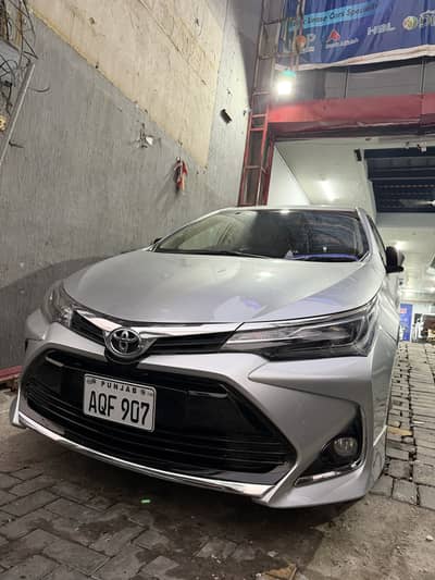 Toyota Corolla Altis grande 1.8 bank leased