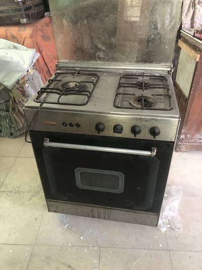 Cooking range and oven