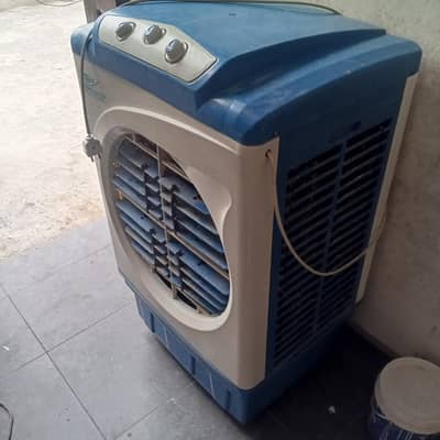 Air cooler in plastic body
