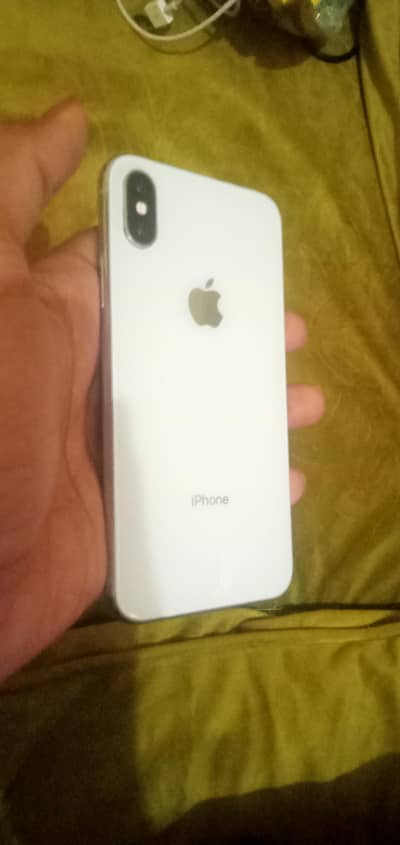 IPHONE X , FACTORY UNLOCK .