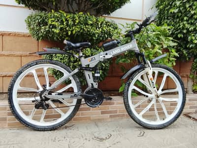 Make Land Rover (Size 26) Fix price 32k (0316/27/45/675)