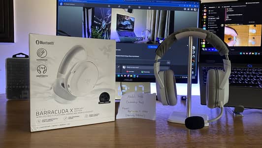 Razer Barracuda X Mercury Edition With FREE Stand & Headband Cover