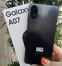 Muje SAMSUNG A07 chahiye 128 gb main kisi ne sale krna ho tu contact