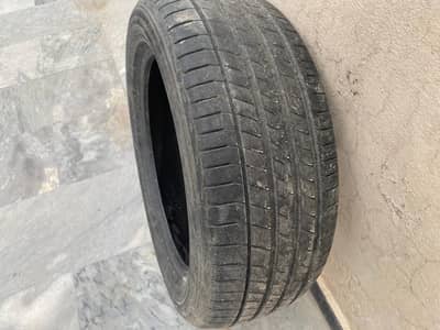 Tubeless Dunlop Tyre for Vezel