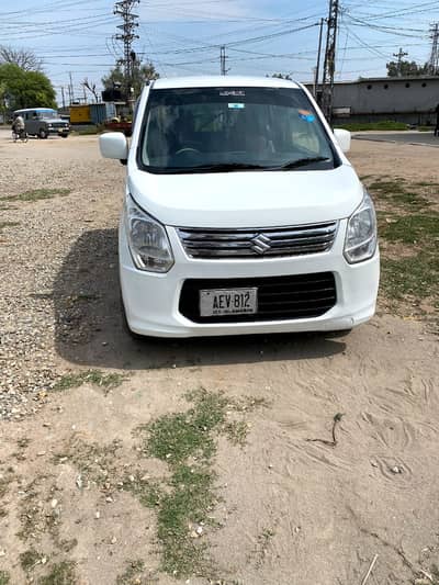 Suzuki Wagon R 2017 (Japanese 13/17) – Economical & Reliable Ride! 