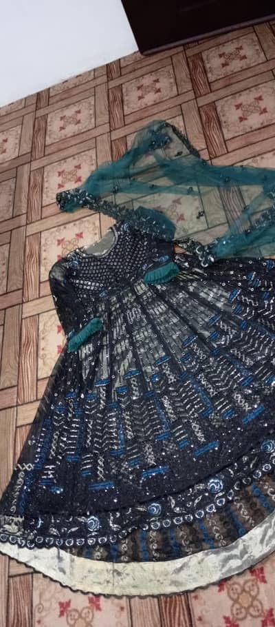 heavy beautiful embroidery maxi + dpta