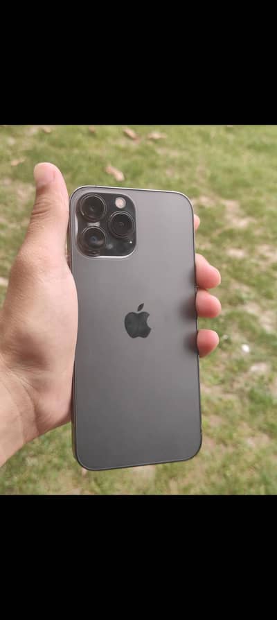 iphone 13 pro max. water pack. jv 128 10/10