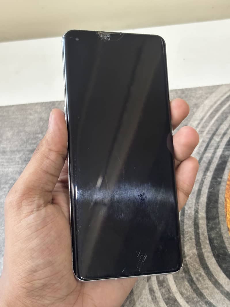 One plus 9 pro 4