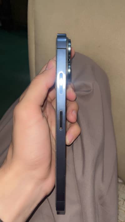 PTA Approved 64GB iPhone XS Max - Dual SIM (eSIM + Physical) - Golden