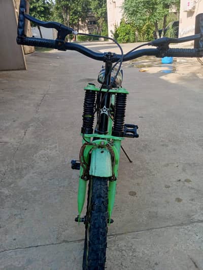 Sports Cycle in Excellent condition for Sale