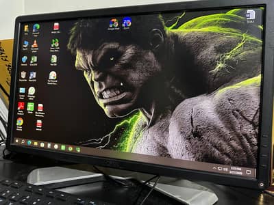 Dell 24 inch with 360 stand brand new